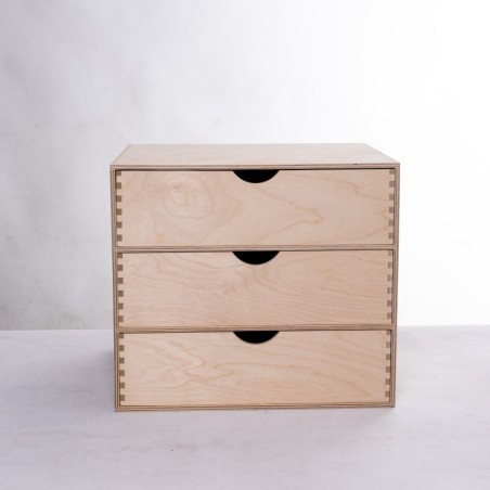 Mini komoda na drobiazgi SSK-7 Trzy szufladki