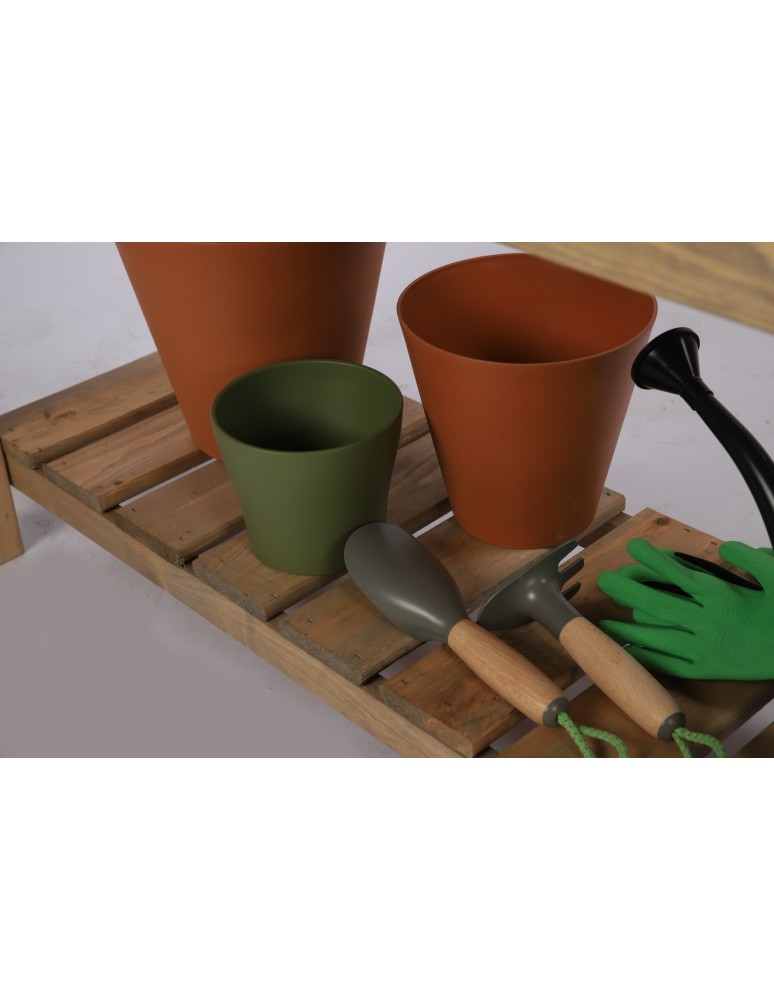 ziołownik w ogrodzie ziołownik w ogrodzie